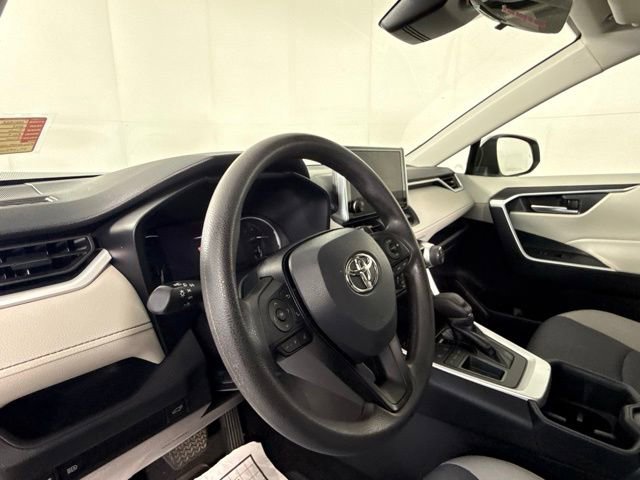 Used 2023 Toyota RAV4 XLE w/ Convenience Package FWD image 17