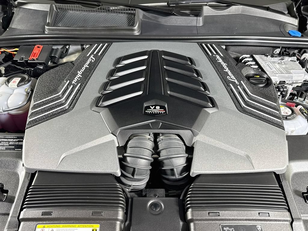 Used 2025 Lamborghini Urus SE AWD/4WD image 26