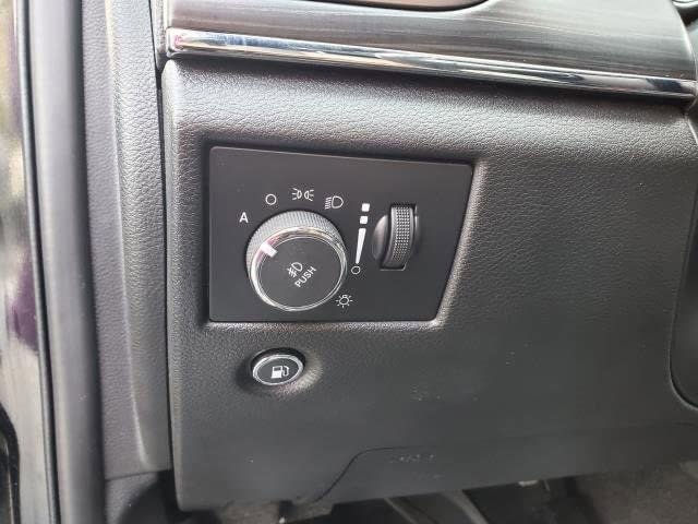 Used 2021 Jeep Grand Cherokee Limited w/ Luxury Group II image 20