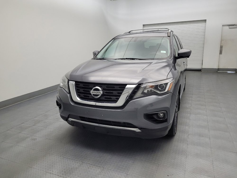 Used 2017 Nissan Pathfinder Platinum w/ Family Entertainment Package AWD/4WD image 15
