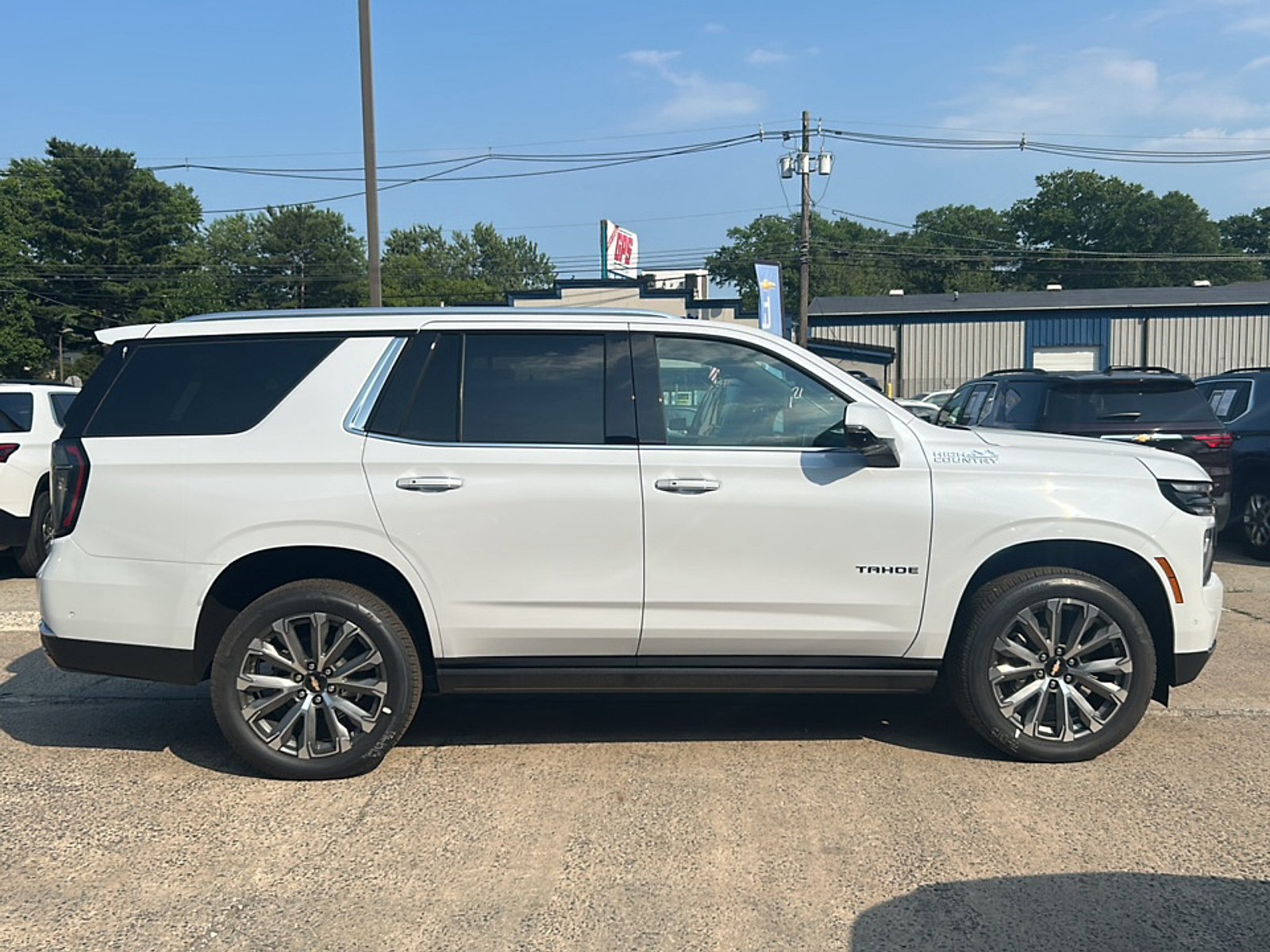 New 2026 Chevrolet Tahoe High Country AWD/4WD image 6