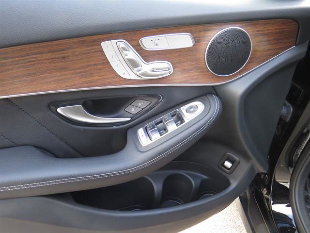 Certified 2021 Mercedes-Benz GLC 300 4MATIC w/ AMG Line image 9