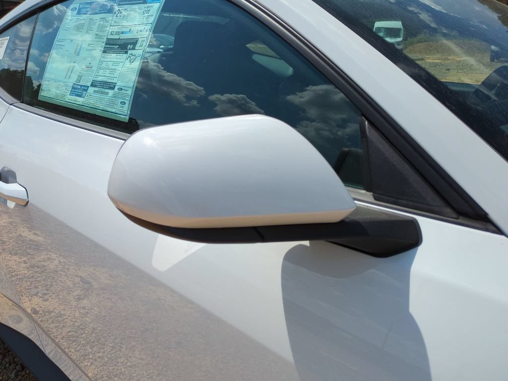 Used 2025 Ford Mustang Coupe RWD image 15
