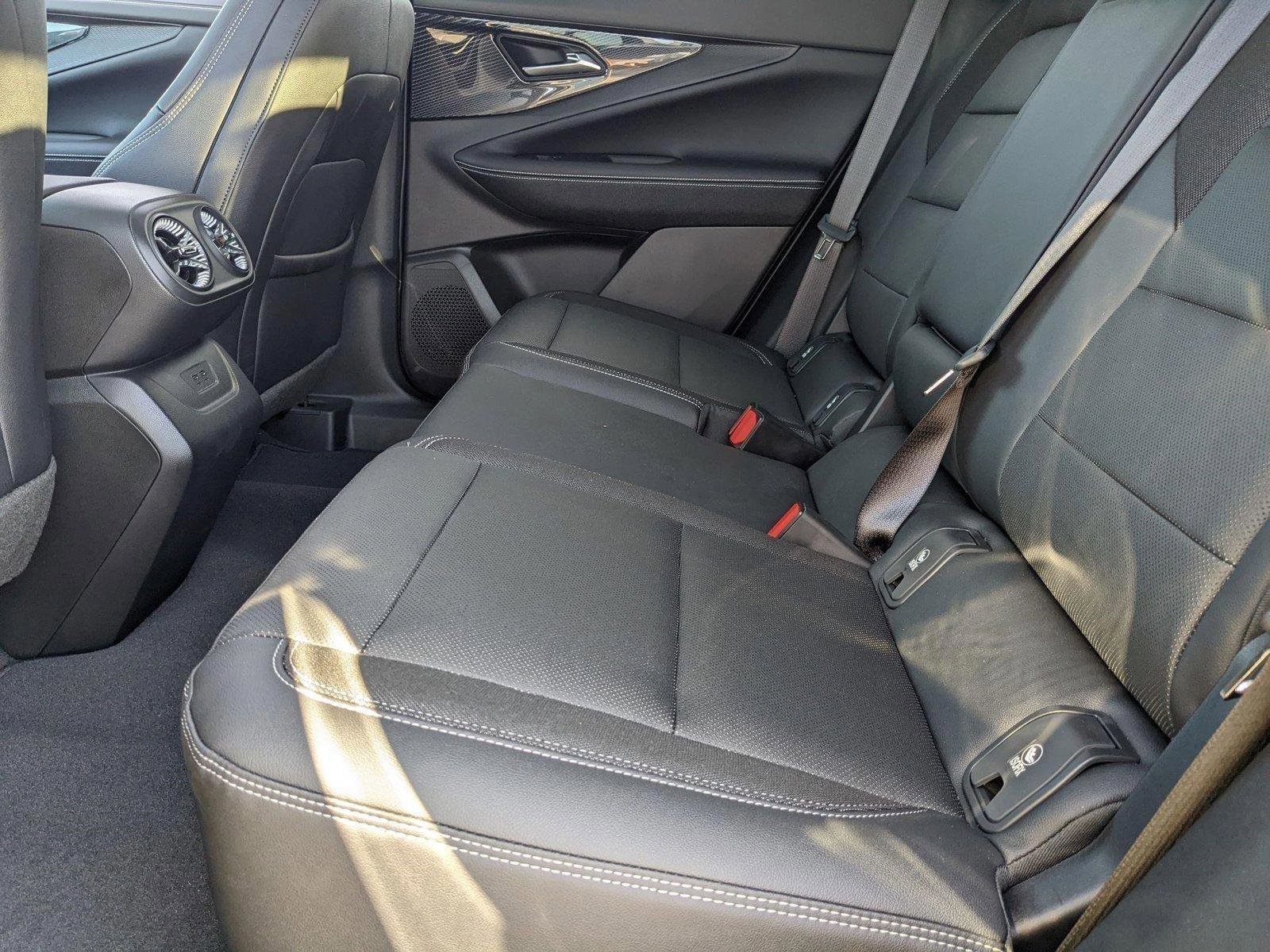 New 2025 Chevrolet Blazer EV LT AWD/4WD image 15