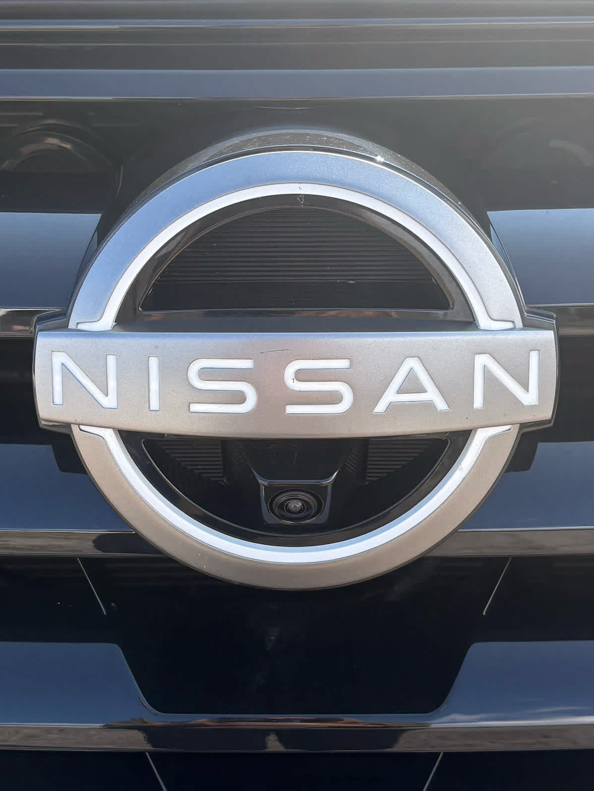 Used 2022 Nissan Armada Platinum w/ Captain's Chairs Package AWD/4WD image 14