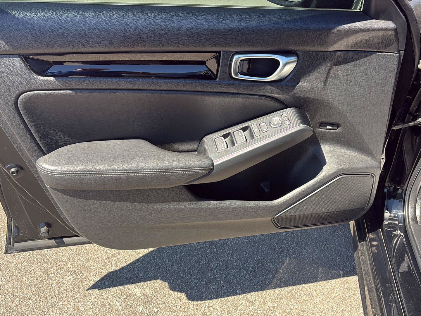 Used 2024 Honda Civic Touring image 11