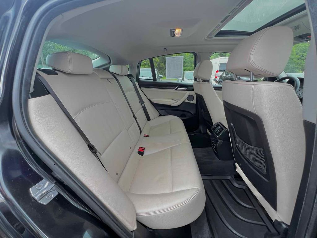 Used 2017 BMW X4 xDrive28i image 19