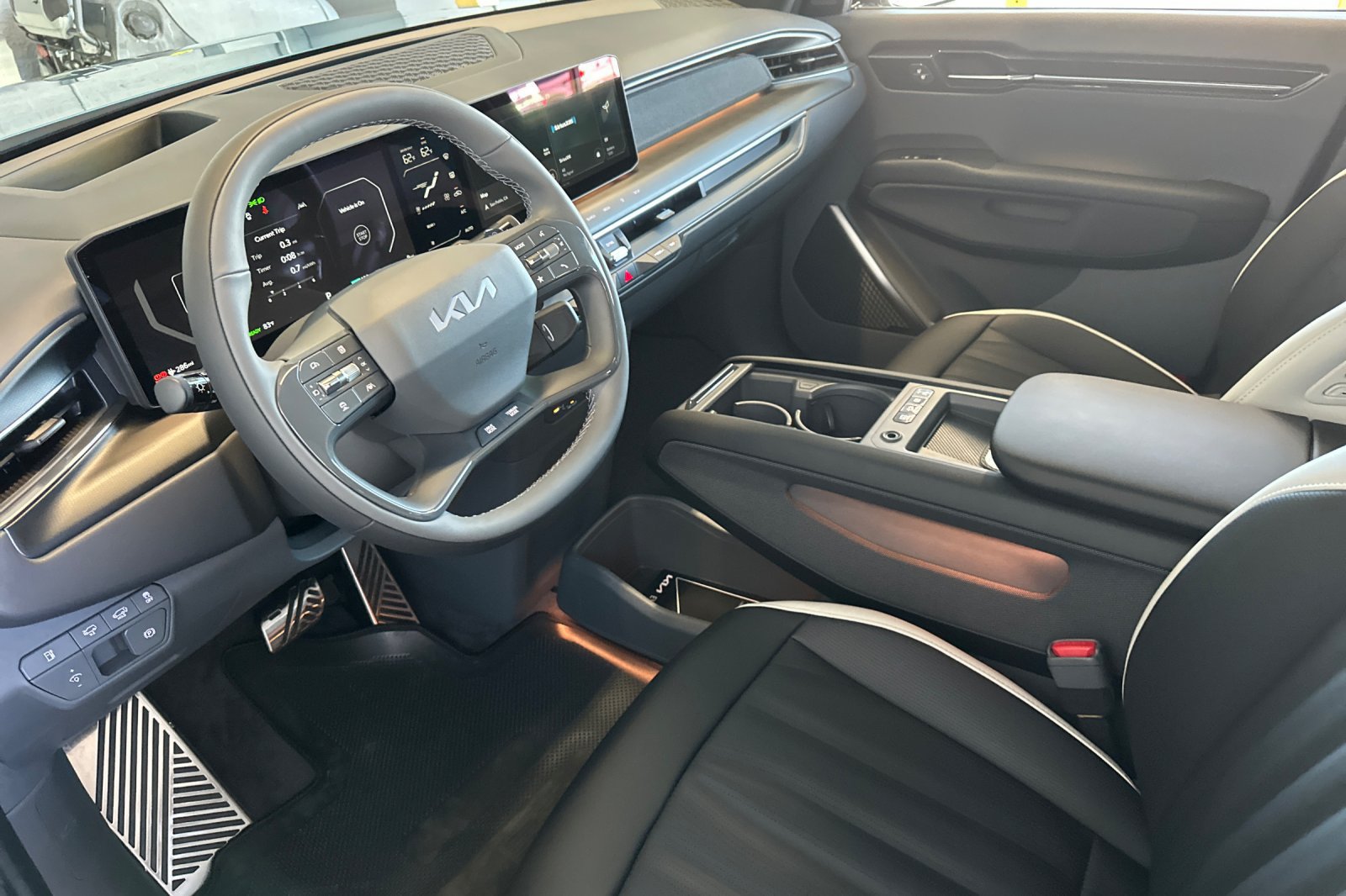New 2026 Kia EV9 GT-Line AWD/4WD image 9