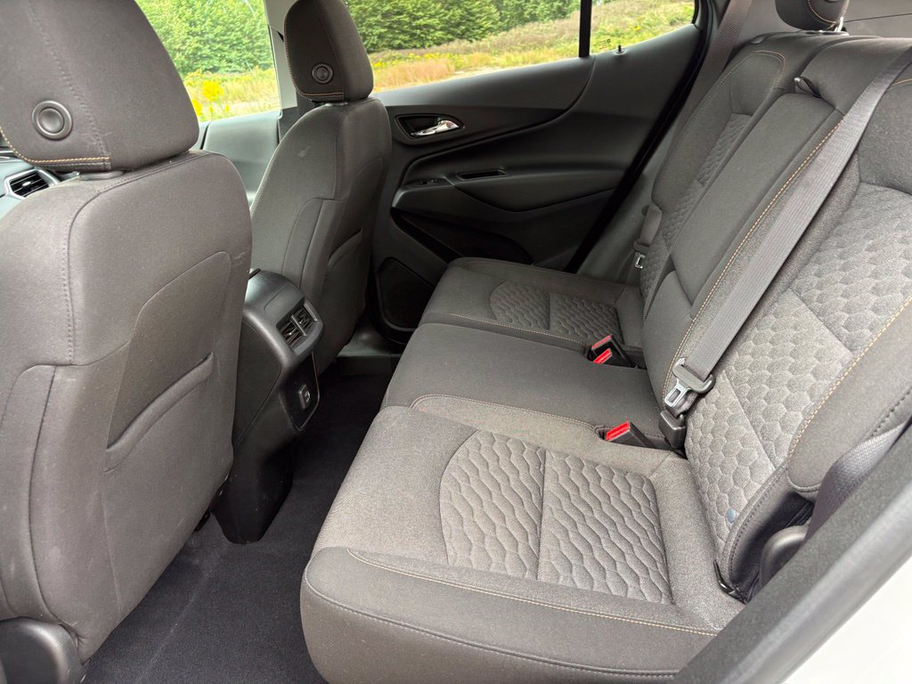 Used 2020 Chevrolet Equinox LT FWD image 40