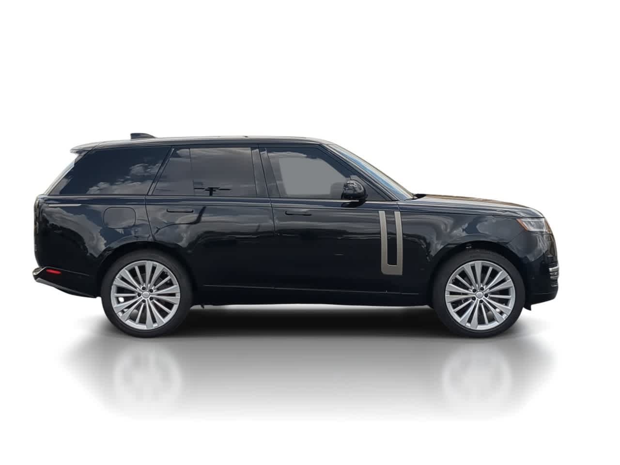 Certified 2025 Land Rover Range Rover SE AWD/4WD image 9