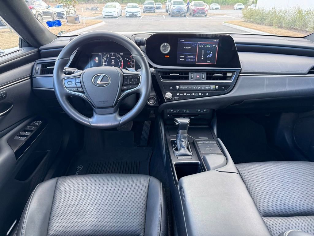 Used 2022 Lexus ES 350 w/ Premium Package FWD image 10