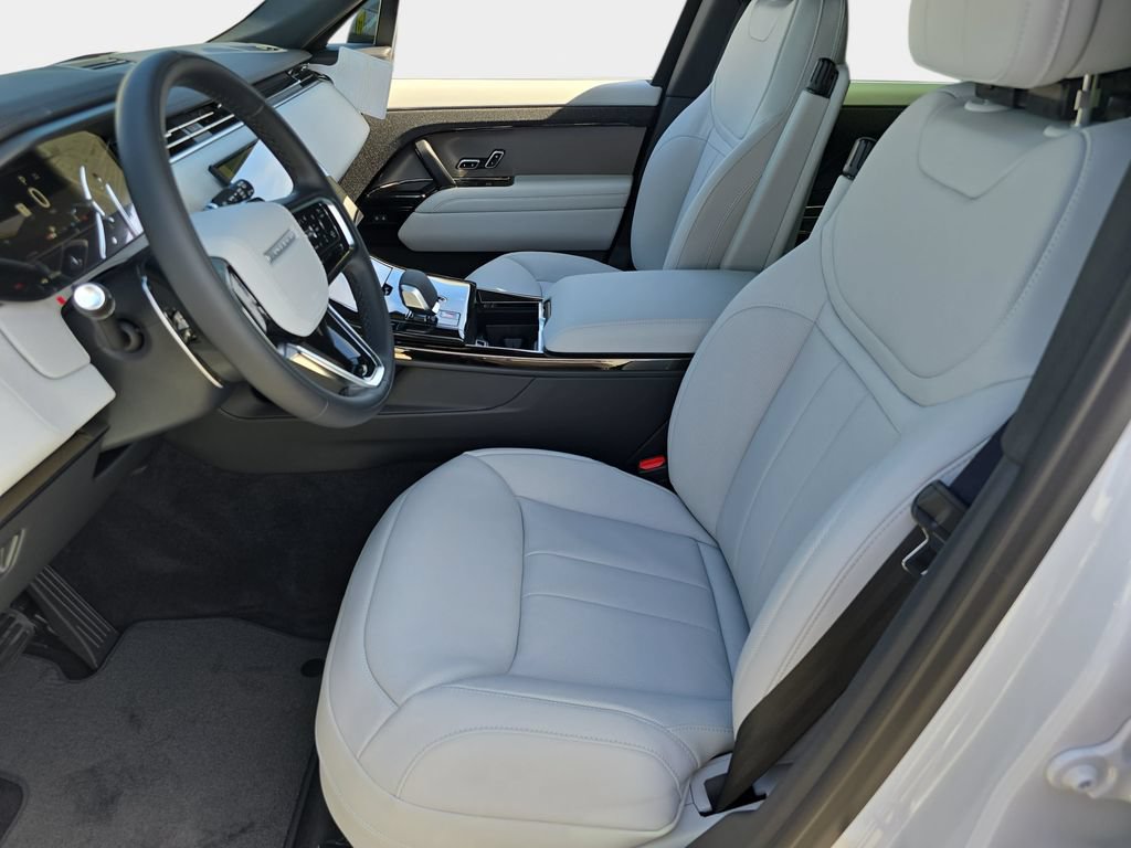 New 2027 Land Rover Range Rover Sport SE AWD/4WD image 17