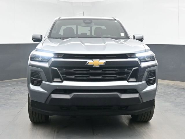 Used 2024 Chevrolet Colorado LT w/ LT Convenience Package III AWD/4WD image 3