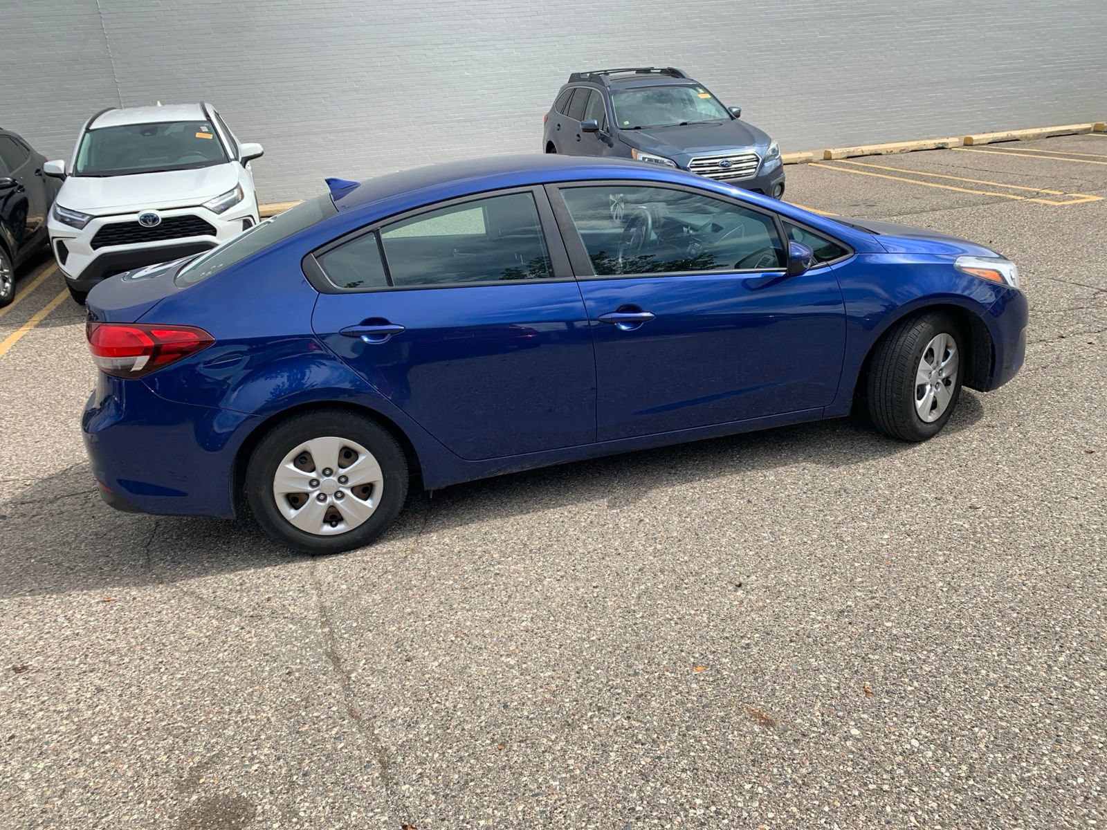 Used 2018 Kia Forte LX FWD image 4