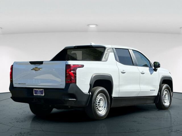Used 2024 Chevrolet Silverado EV W/T AWD/4WD image 6