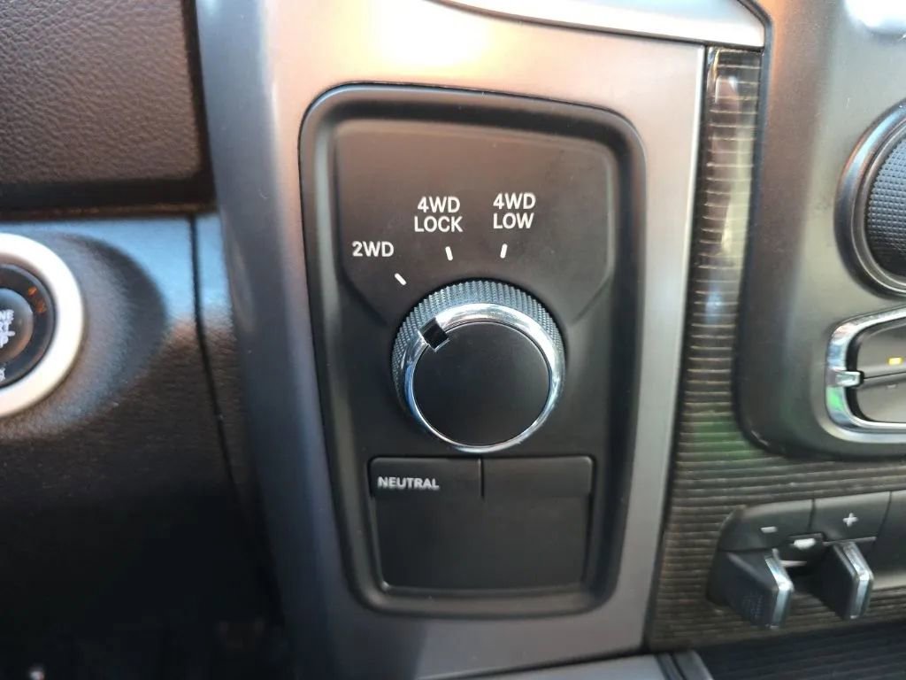 Used 2018 RAM 2500 Limited AWD/4WD image 30