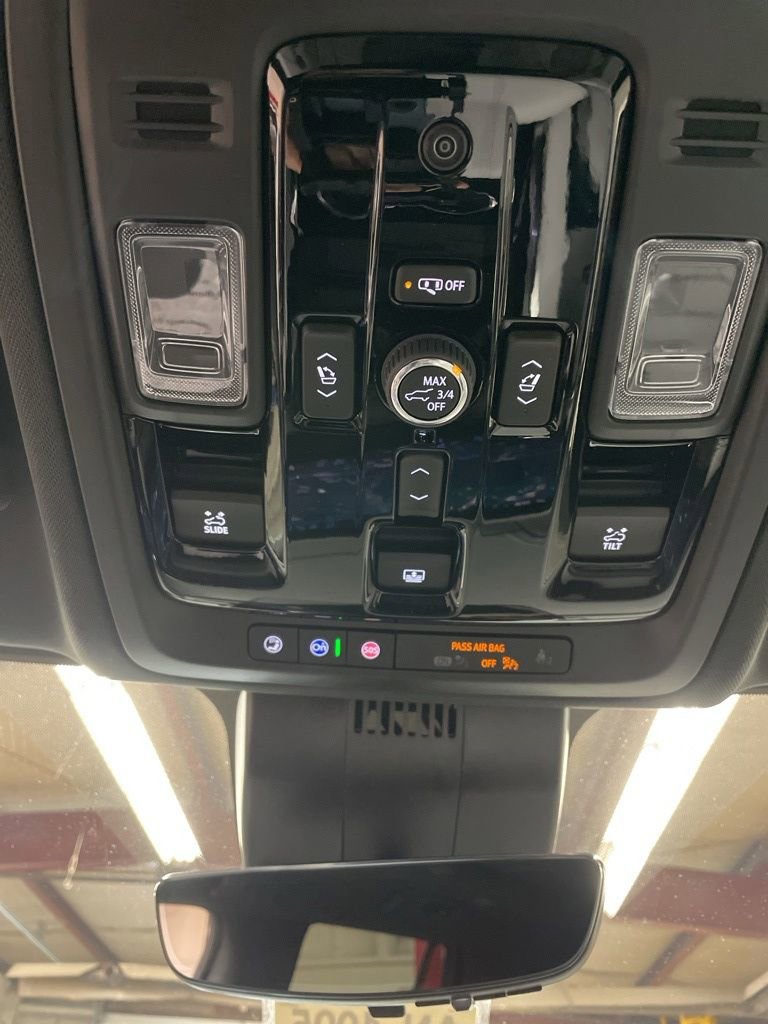 New 2026 Chevrolet Tahoe Premier AWD/4WD image 23