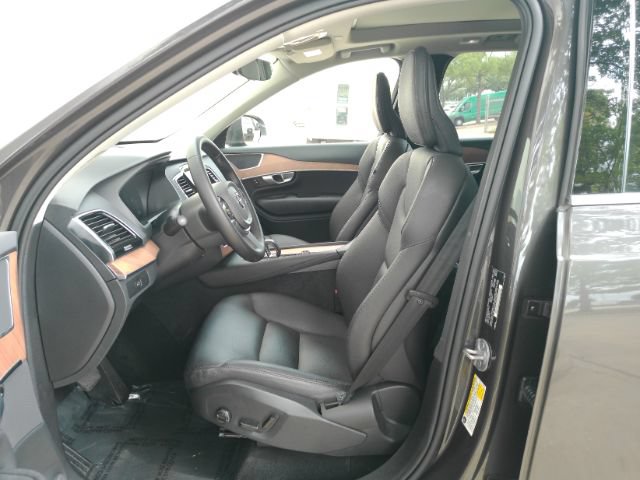 Used 2024 Volvo XC90 B6 Plus w/ Protection Package Premier AWD/4WD image 16