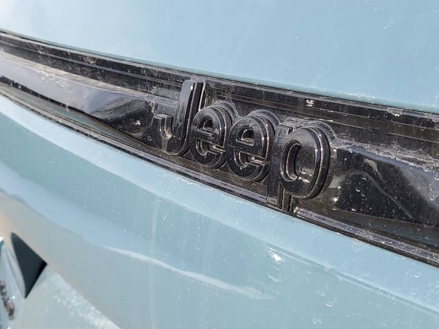 New 2026 Jeep Grand Cherokee Summit w/ Obsidian Package image 10