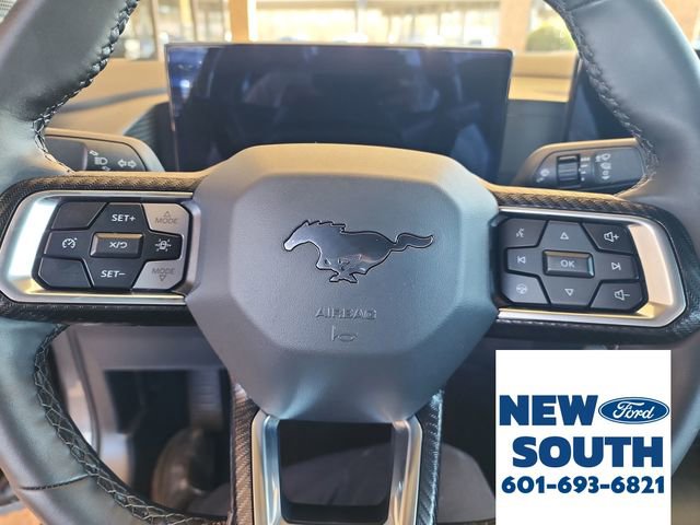 Used 2025 Ford Mustang Coupe image 14