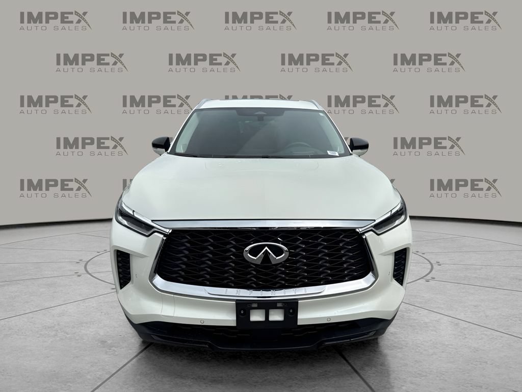 Used 2023 INFINITI QX60 Luxe w/ Vision Package FWD image 8
