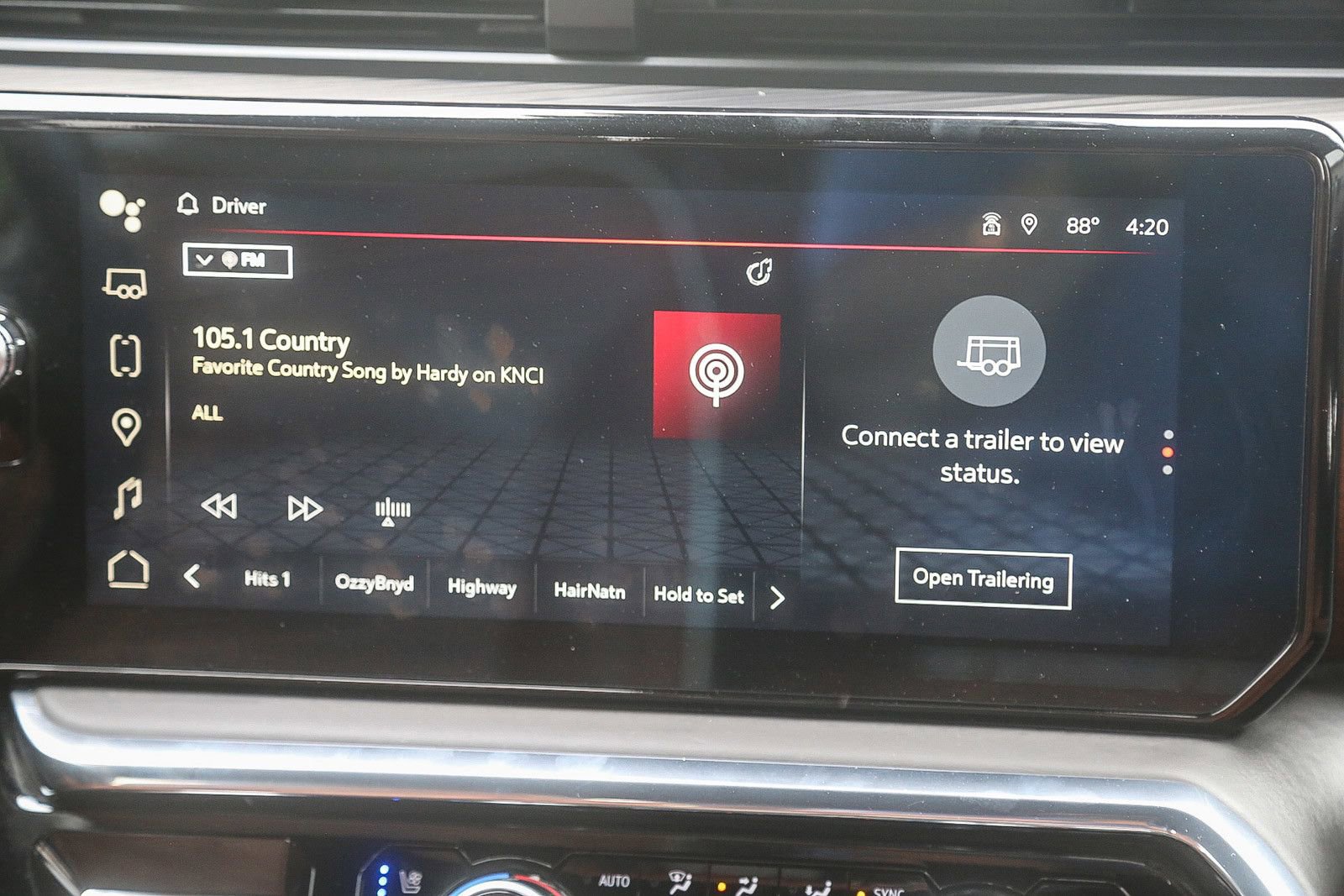 Used 2024 GMC Sierra 3500 Denali Ultimate image 12