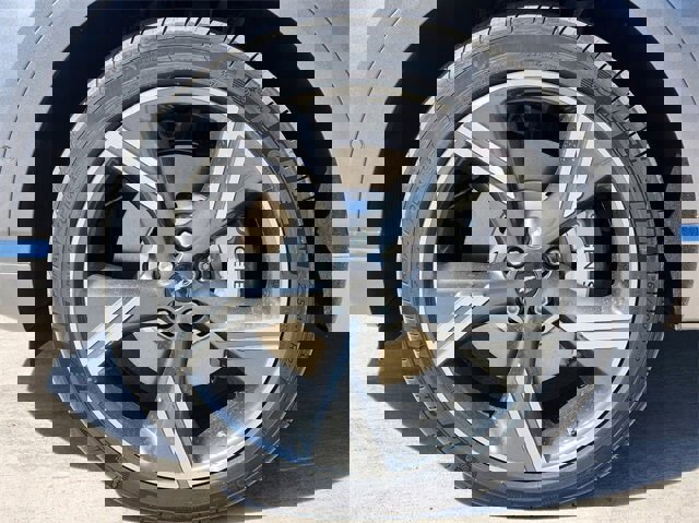 Used 2025 Genesis GV80 2.5T Prestige image 7