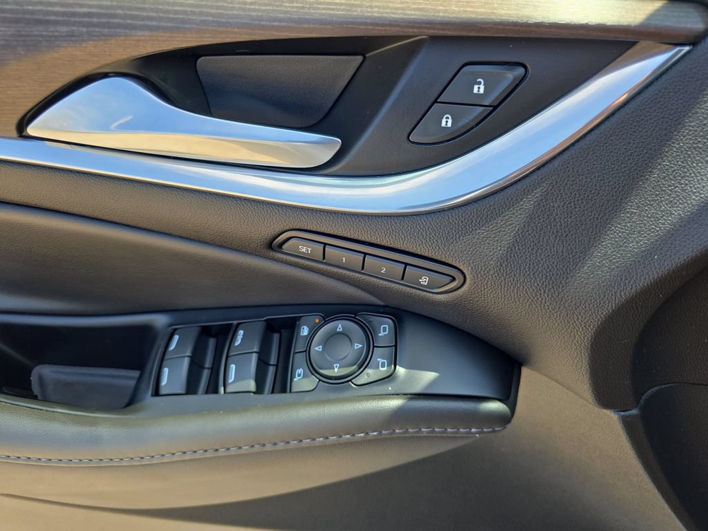 Used 2024 Buick Enclave Avenir w/ Trailering Package, 5000 lbs. FWD image 29