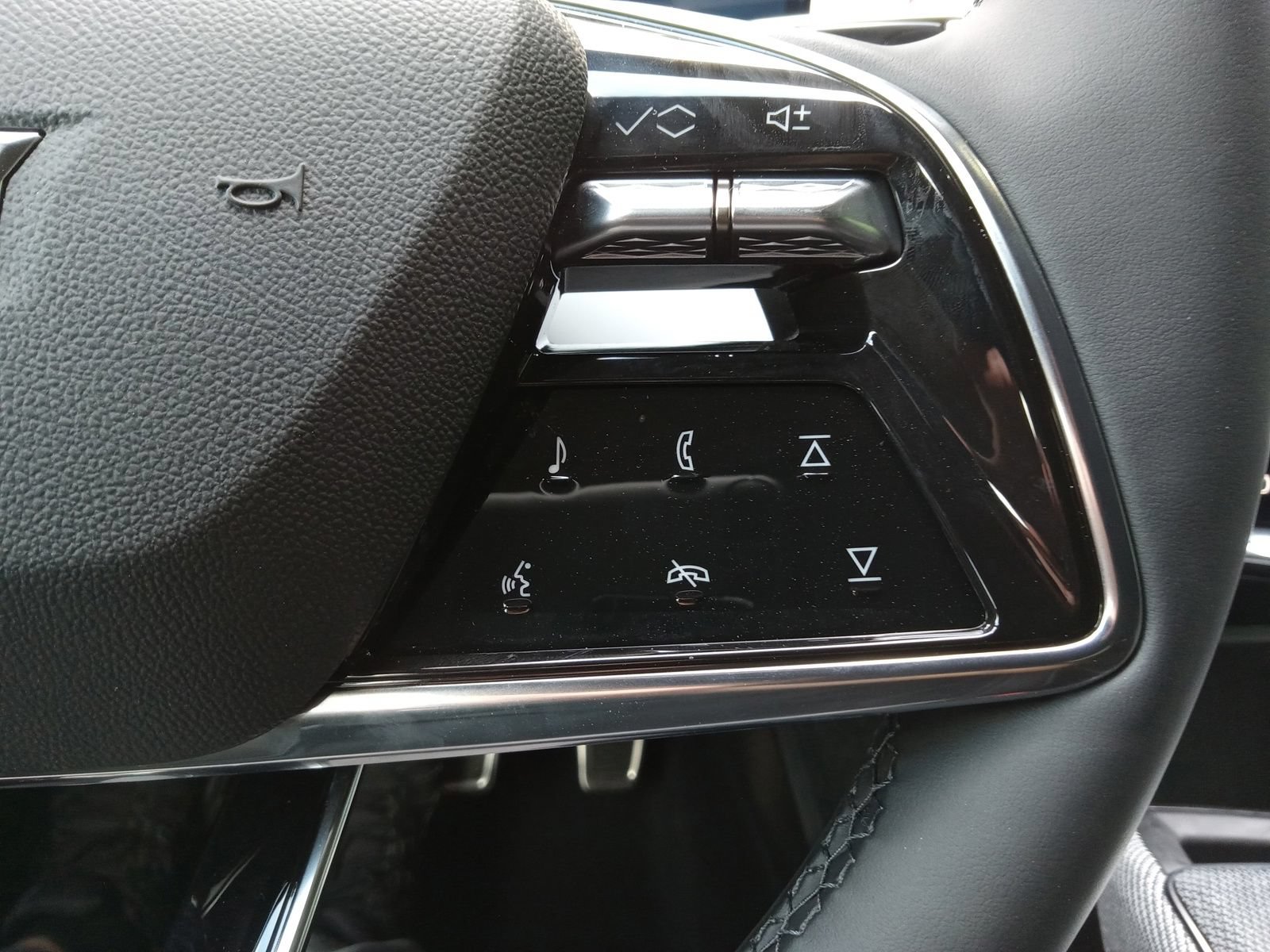 New 2027 Cadillac Optiq Sport AWD/4WD image 22