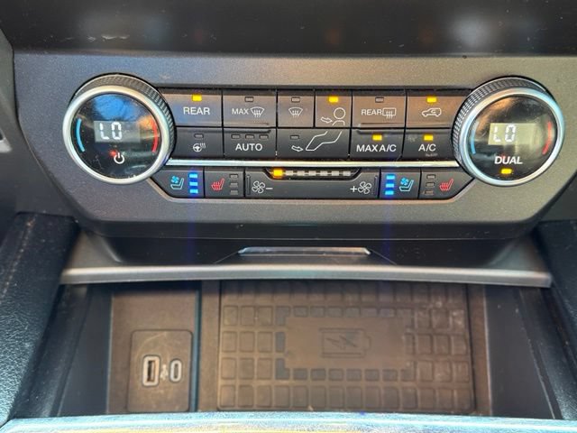 Used 2020 Ford Expedition XLT w/ Equipment Group 202A RWD image 19