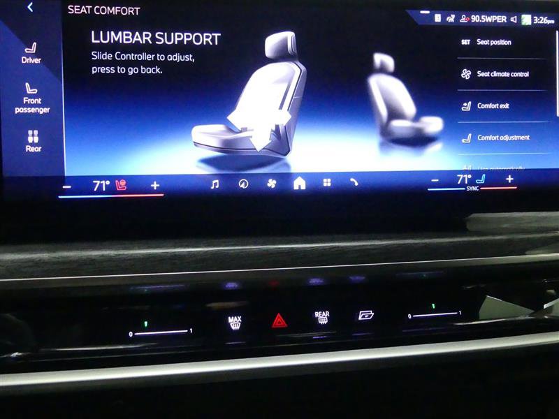 Used 2023 BMW i7 xDrive60 image 18