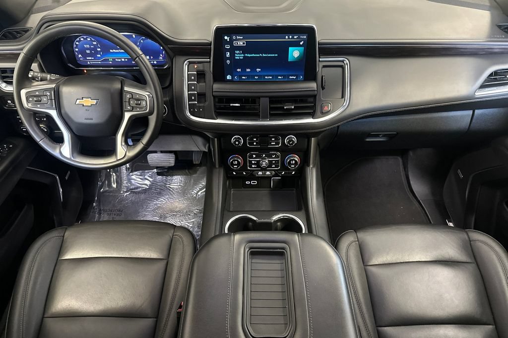 Used 2024 Chevrolet Suburban LT AWD/4WD image 13
