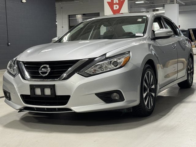 Used 2016 Nissan Altima 2.5 SL w/ 2.5 Technology Package FWD image 34