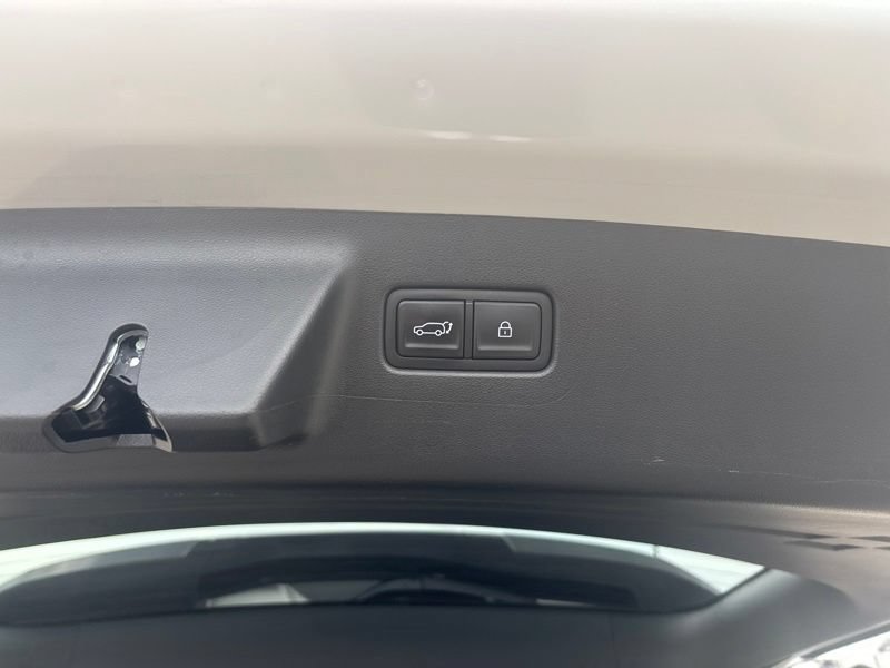 Used 2024 Hyundai Santa Fe SEL FWD image 14