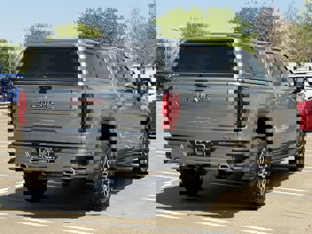 Used 2023 GMC Sierra 1500 AT4 w/ AT4 Premium Package image 4