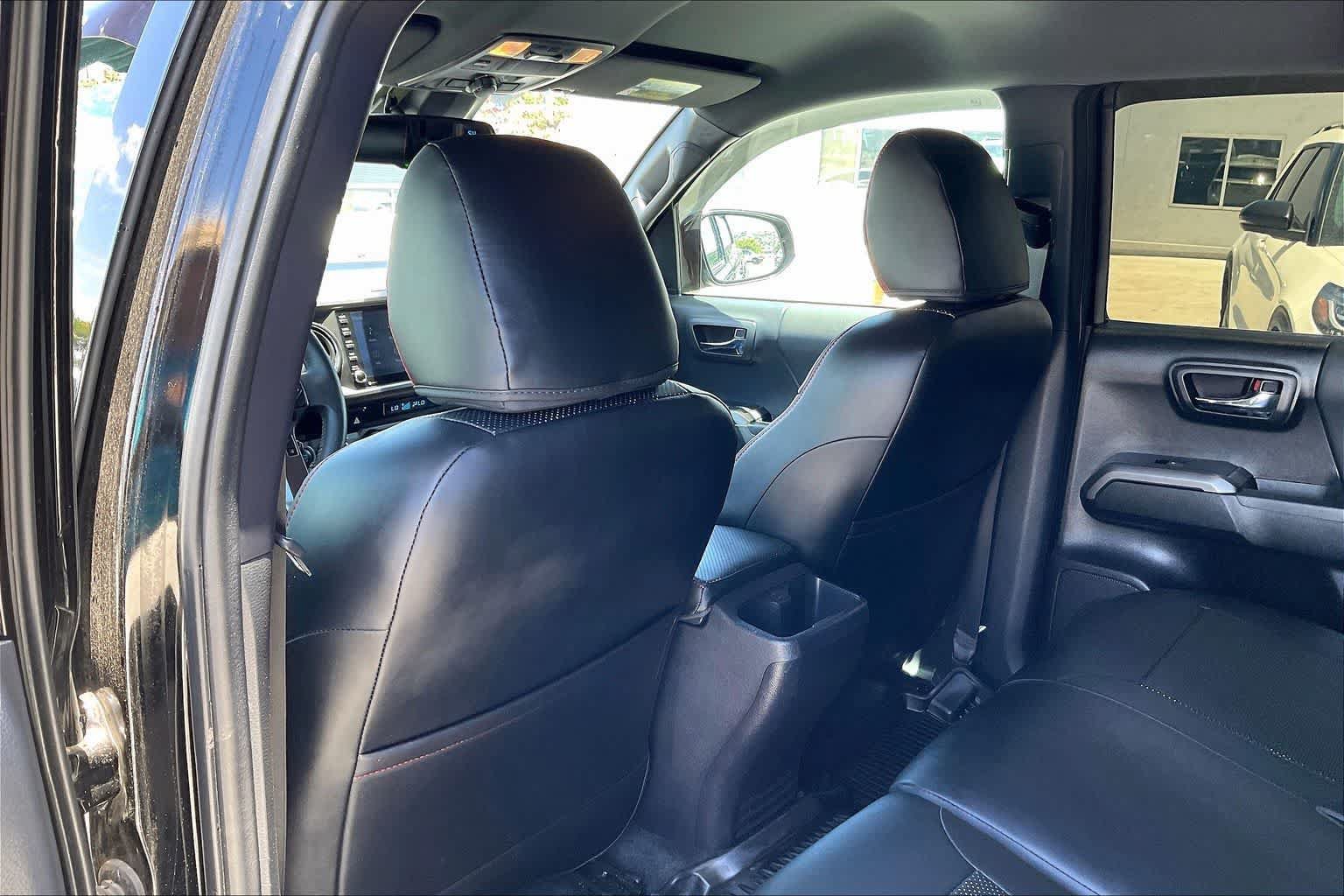 Used 2023 Toyota Tacoma TRD Off-Road AWD/4WD image 12