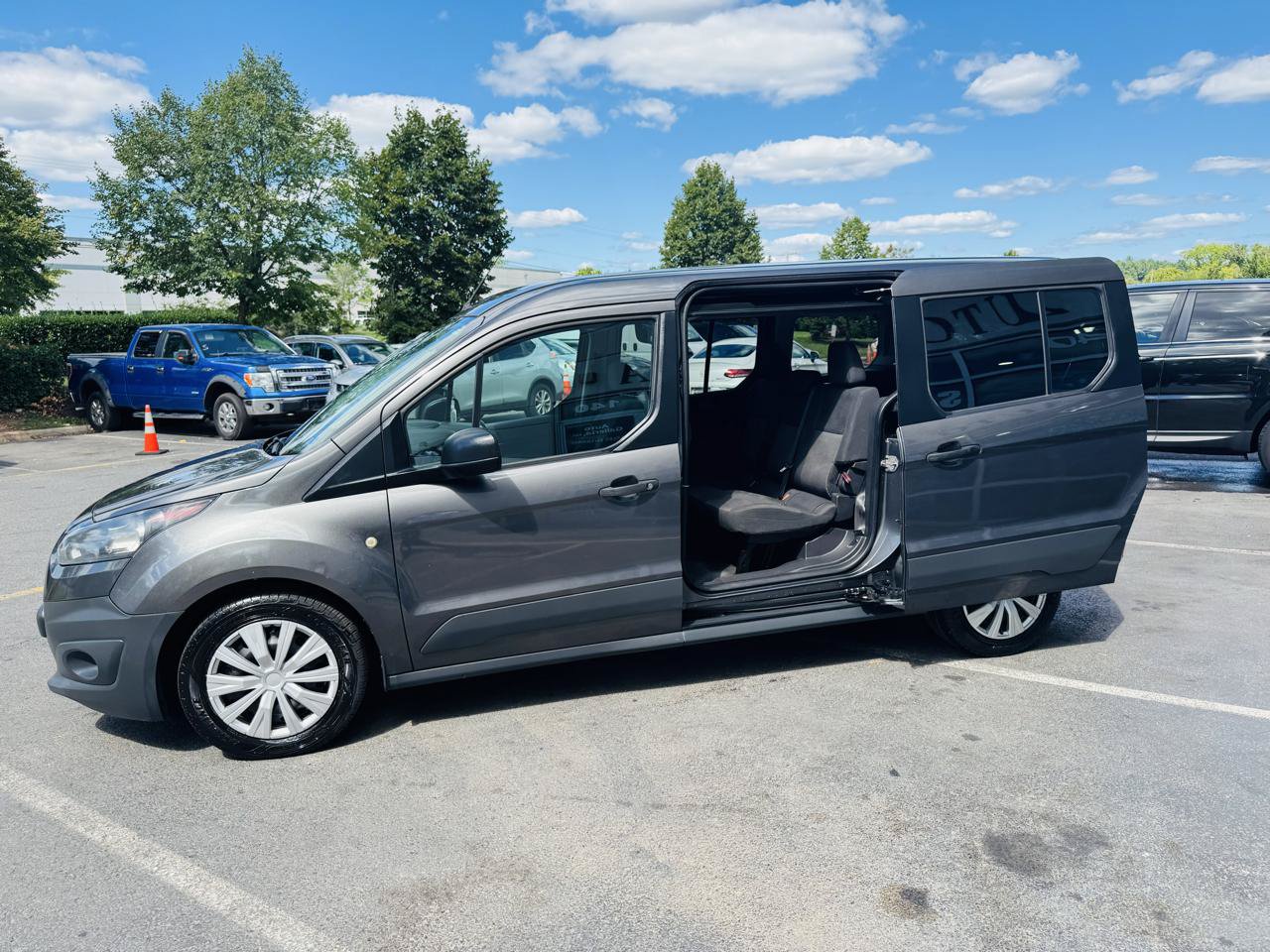 Used 2016 Ford Transit Connect XL FWD image 16