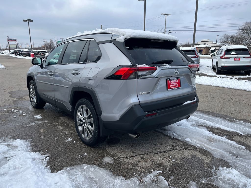 Certified 2022 Toyota RAV4 XLE Premium image 3