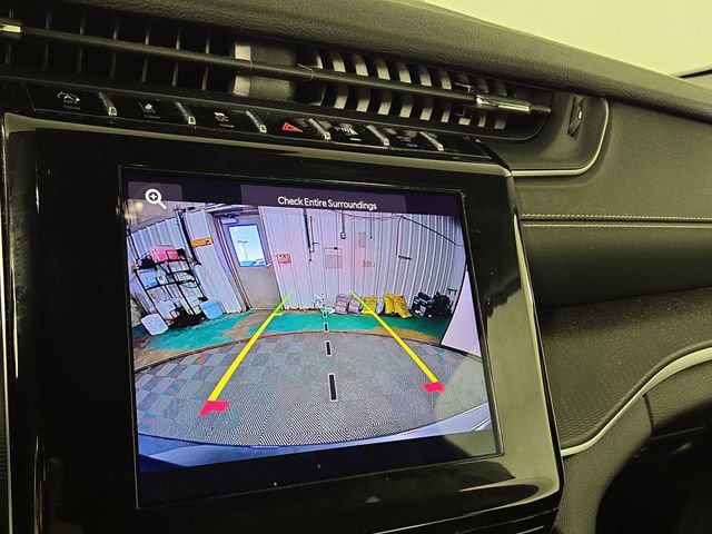 Used 2023 Jeep Grand Cherokee Laredo w/ Luxury Tech Group I image 19