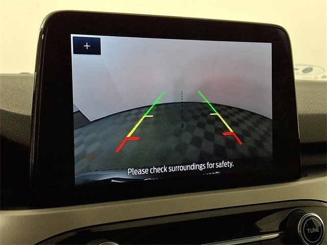 Used 2022 Ford Escape SE w/ Cold Weather Package image 4