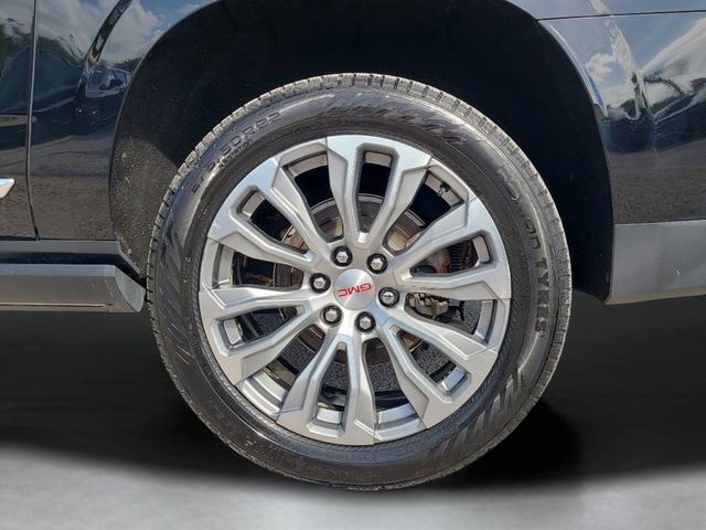 Used 2023 GMC Yukon XL Denali w/ Denali Reserve Package image 9