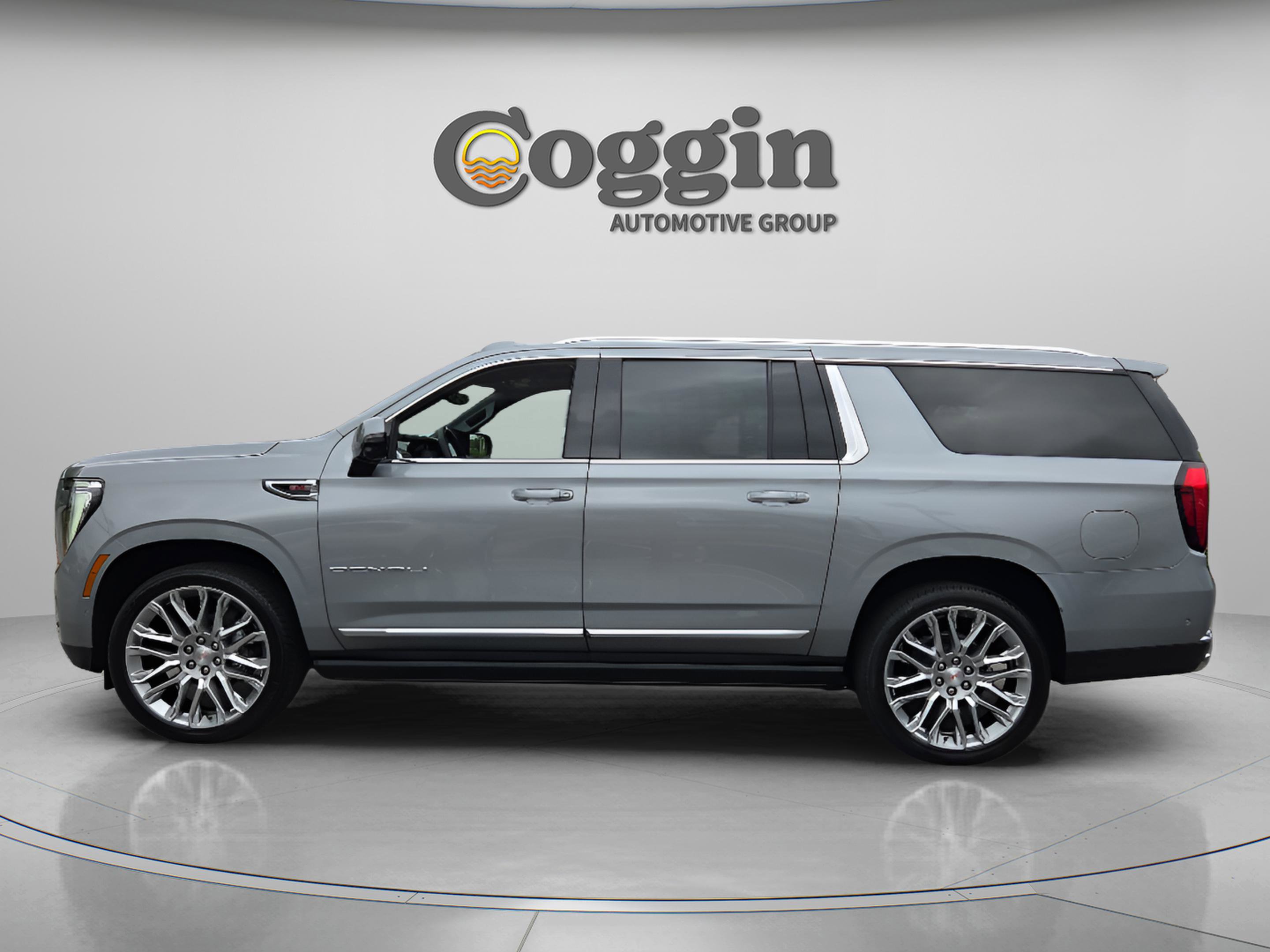 New 2026 GMC Yukon XL Denali w/ Denali Reserve Package AWD/4WD image 2