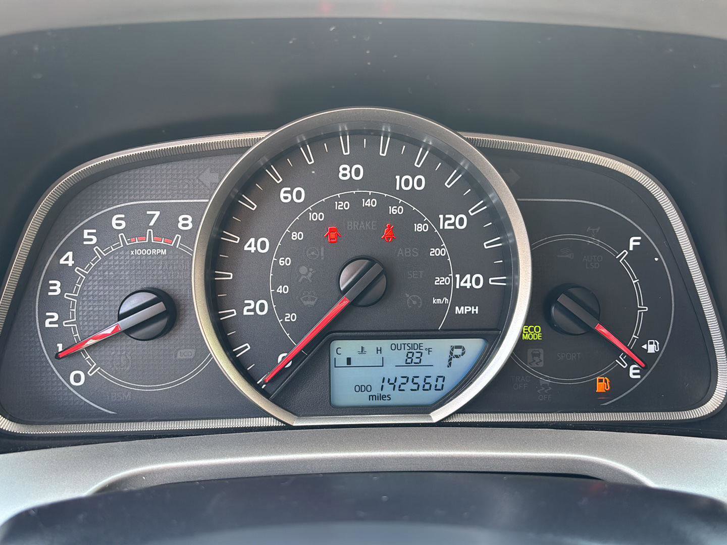 Used 2015 Toyota RAV4 LE FWD image 3