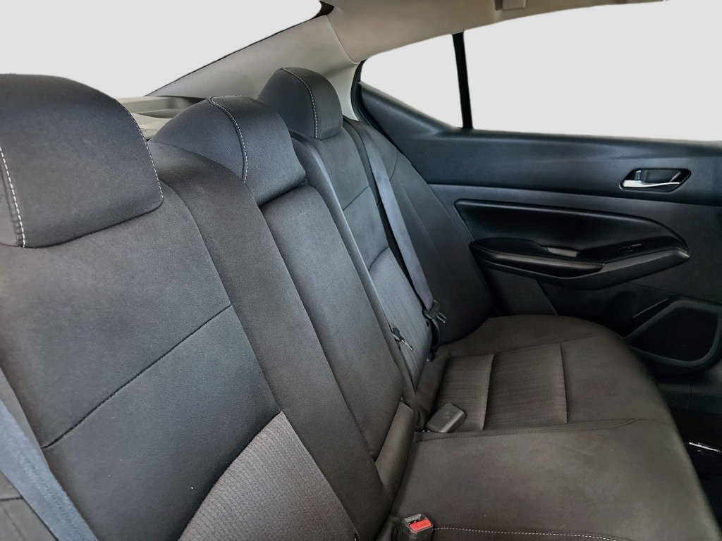Used 2022 Nissan Altima 2.5 SV FWD image 33