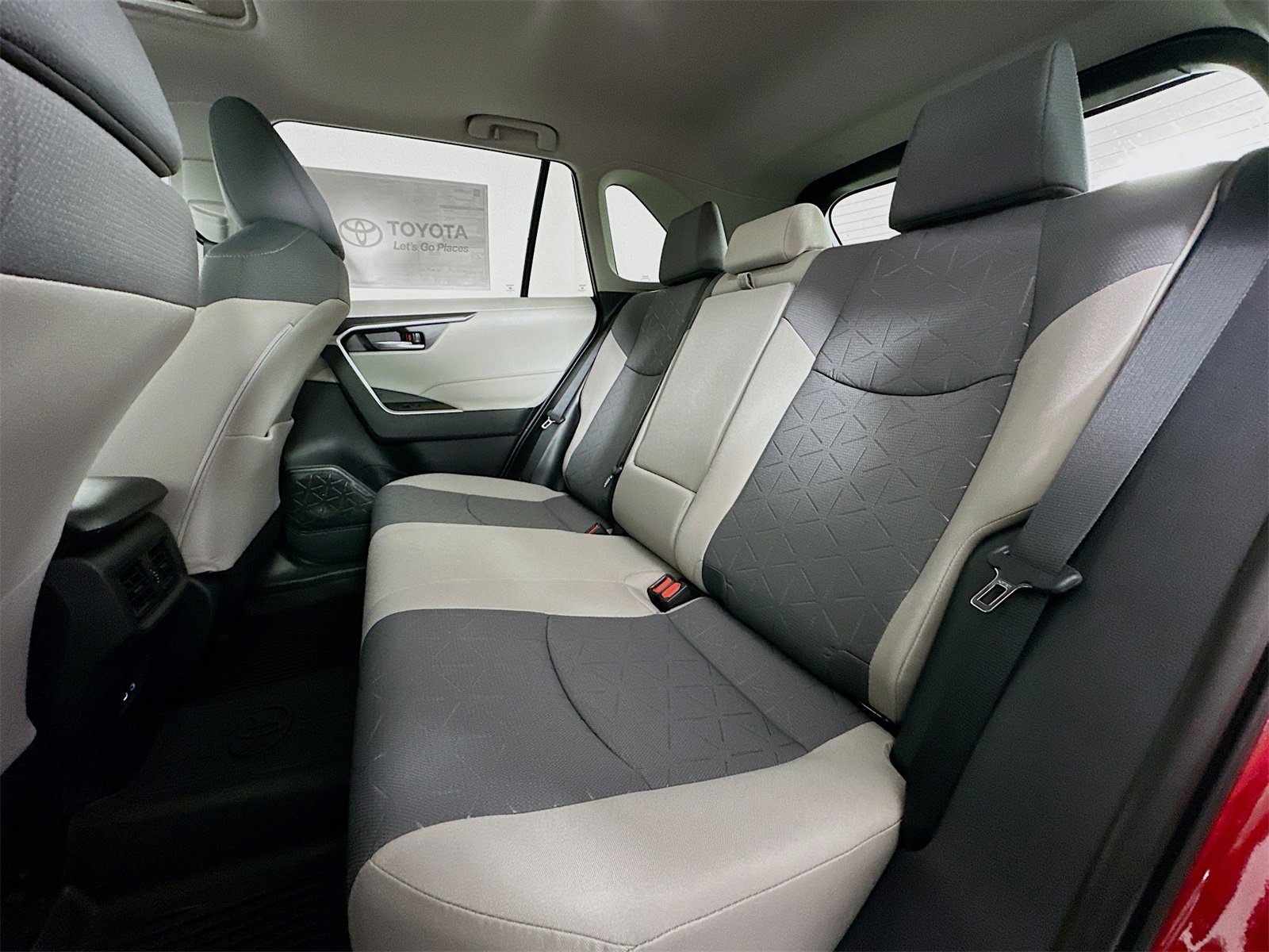 New 2025 Toyota RAV4 XLE image 25