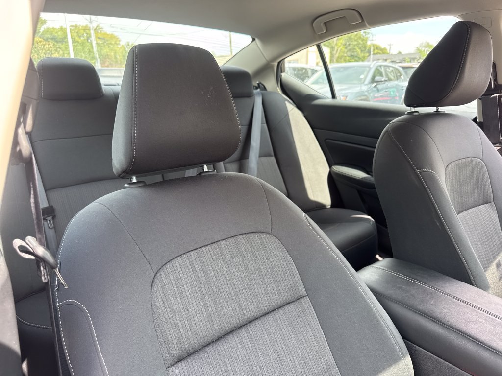 Used 2025 Nissan Altima 2.5 SV AWD/4WD image 23
