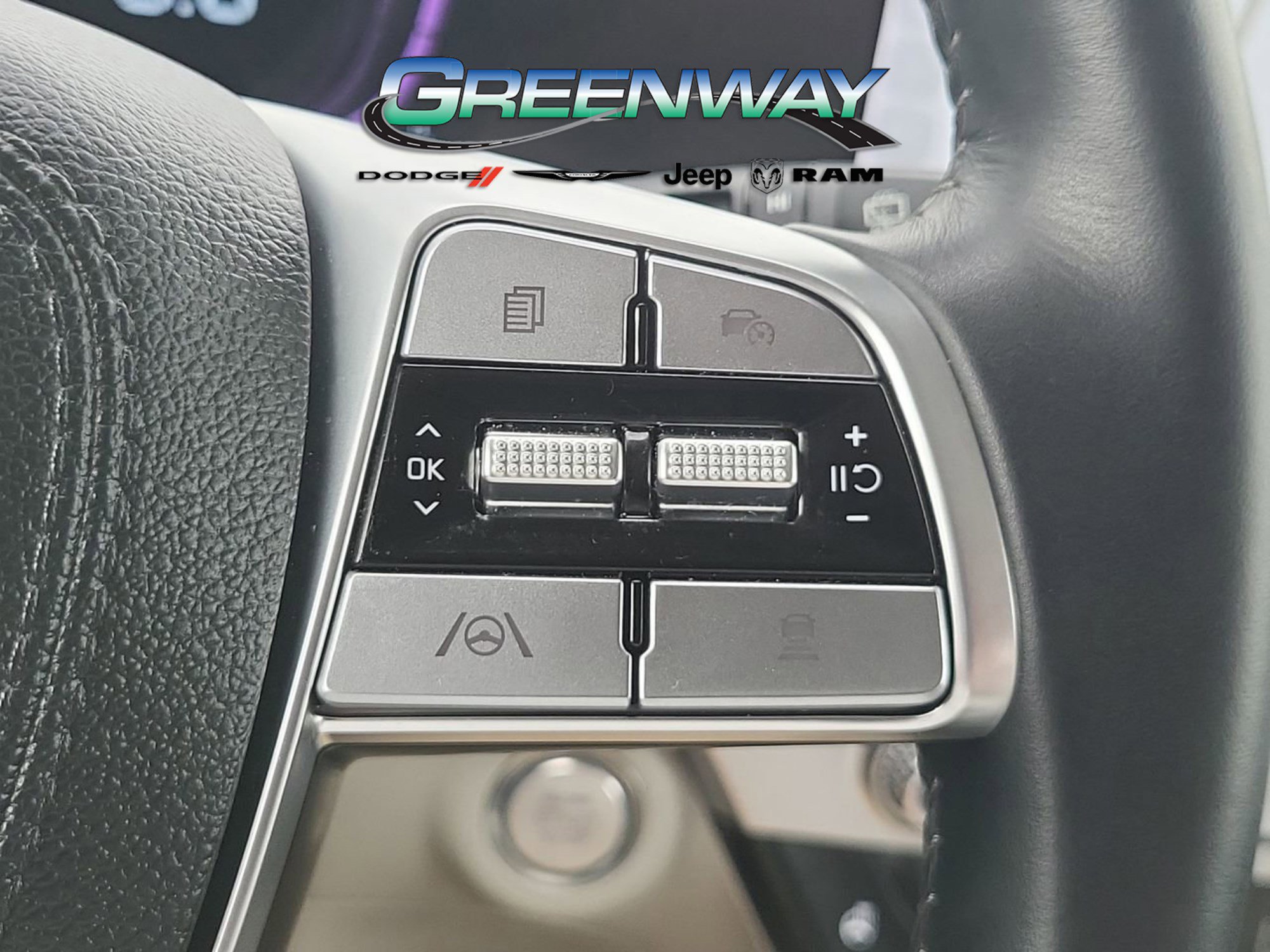 Used 2025 Kia Telluride S image 30