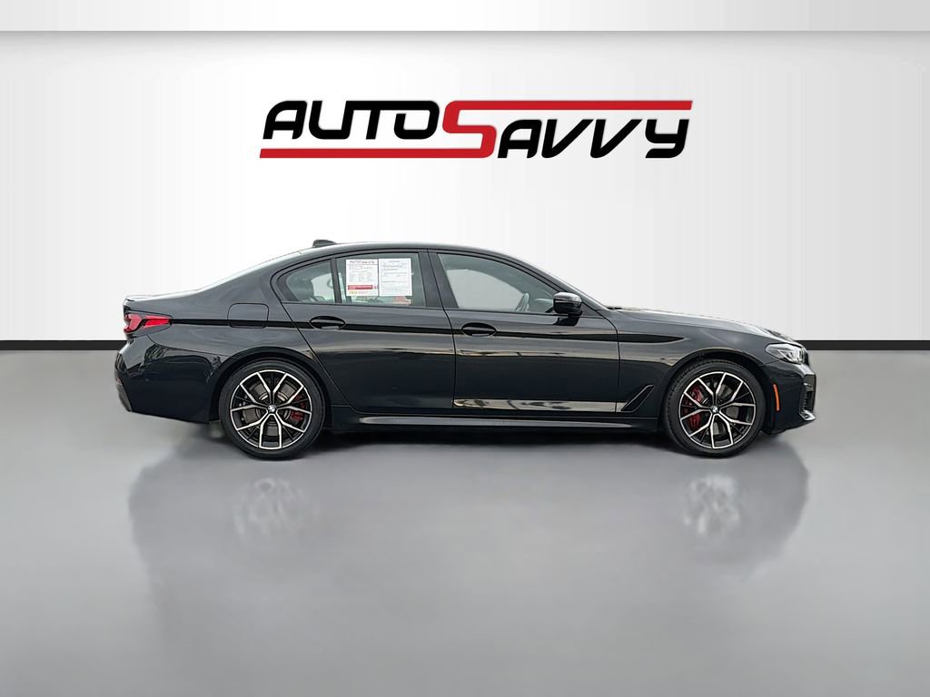 Used 2023 BMW 540i w/ M Sport Package image 8