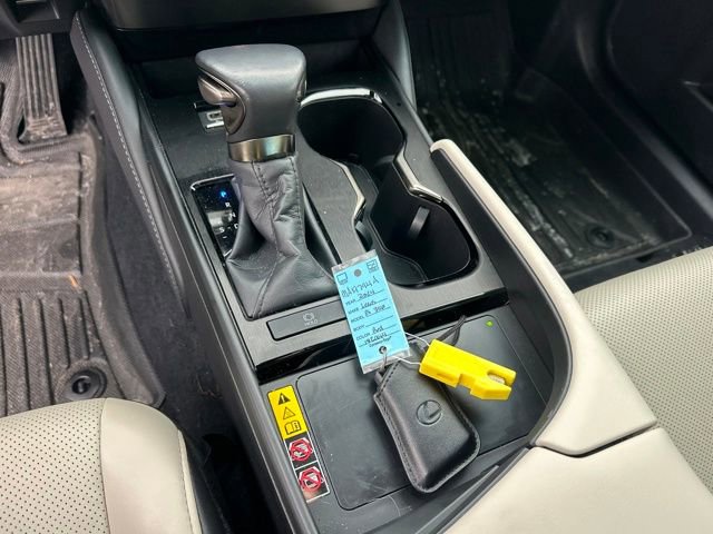 Used 2024 Lexus ES 350 w/ Premium Package image 20