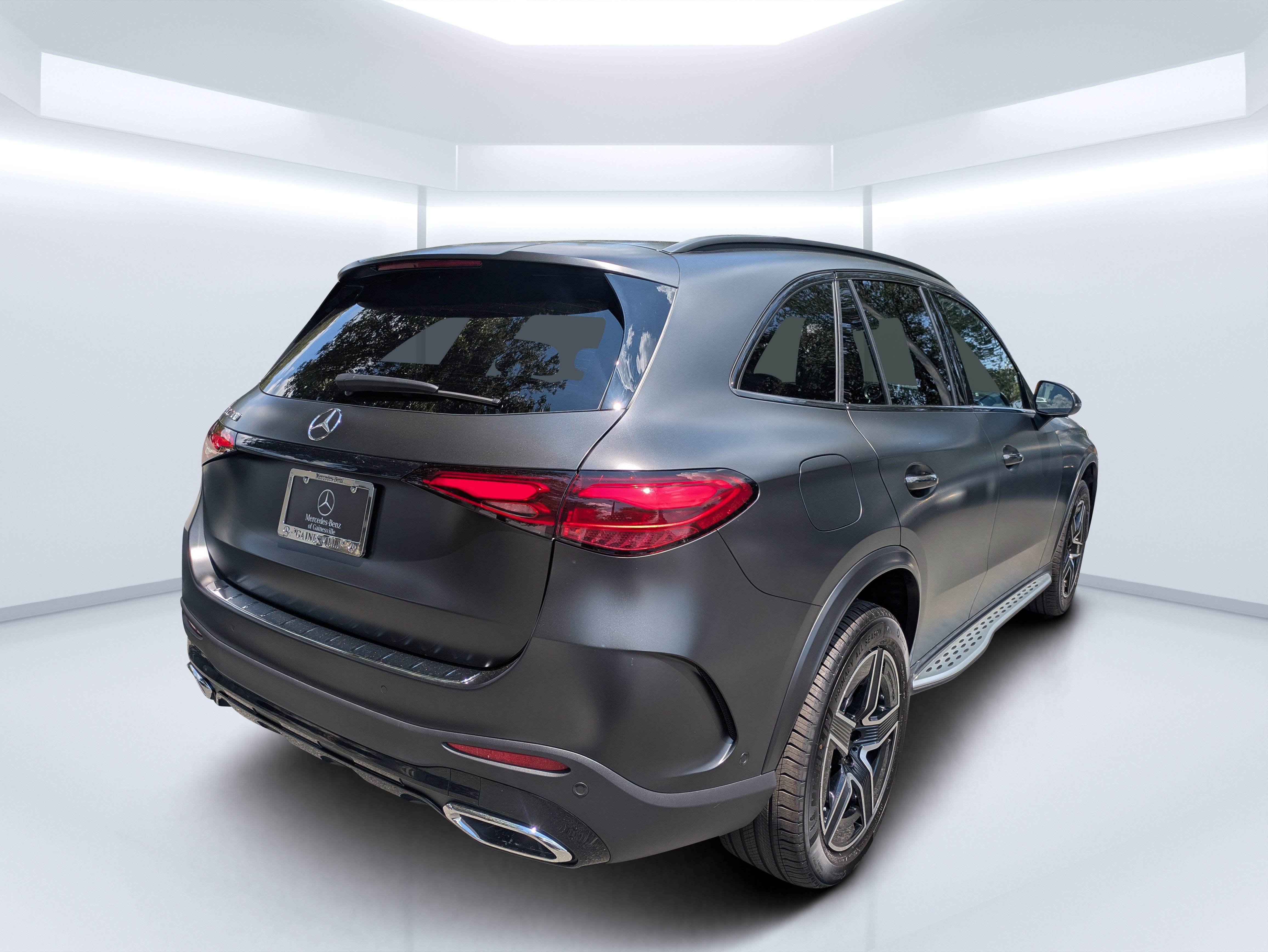 New 2027 Mercedes-Benz GLC 300 image 3
